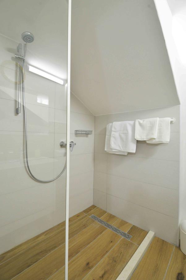 Sea Side Apartment Murter Zewnętrze zdjęcie